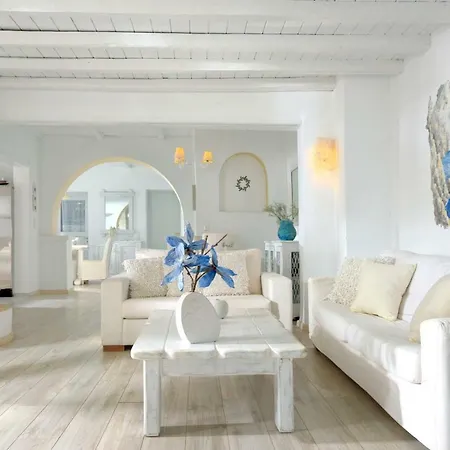 La Vie In Blue Villa